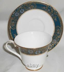 Set (7) Royal Doulton CARLYLE PATTERN Bone China CUPS / SAUCERS England