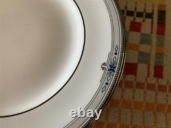 Set Lot 6 Amherst Wedgwood China England 10 1/2 Dinner Plates Platinum Trim
