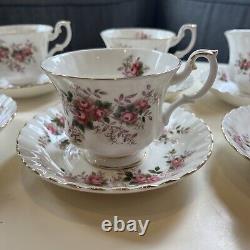 Set Of 8 Royal Albert Lavender Rose Teacups & Saucers, Bone China England EUC