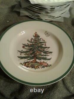 Set of 12 Spode Christmas Tree England China 10.5 Dinner Plates S3324 A-4