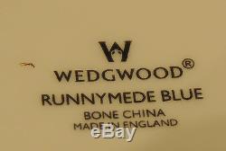 Set of 12 Wedgwood China Runnymede Blue pattern Bone China W4472 made in England