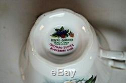 Set of 4 Royal Albert Bone China England Orchard Series Fruit Teacups & Saucers