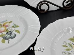 Set of 4 Spode FRUIT England Bone China Lunch Plates 9 1/4