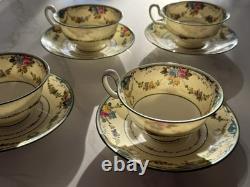 Set of 4 Wedgwood Grosvenor Bone China Footed Cups & Saucers W697