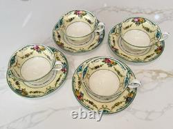 Set of 4 Wedgwood Grosvenor Bone China Footed Cups & Saucers W697
