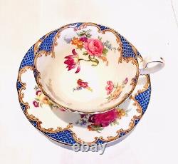 Set of 6 Aynsley Wilton Blue Teacup Saucer Floral Design B971 Bone China England