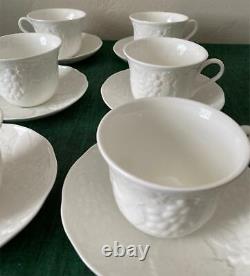 Set of 6 Made in England Wedgwood Bone China STRAWBERRY & VINE Cups Saucers