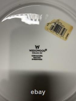 Set of 7 Wedgwood Cornucopia Bone China Dinner Plates 10.7 England
