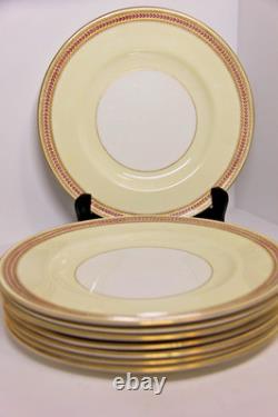 Set of 8 Royal Worcester Eleanor Dinner Plates 10.5 Bone China England Gold Rim