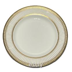 Set of 8 Wedgwood Colonnade Dinner Plates 10 1/2 Bone China England Gold Gilt