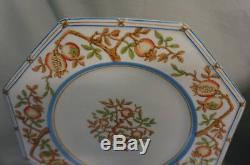 Set of 8 antique Wedgwood porcelain china fruit plates England 8 inch 1891 1910