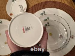 Spode Astor 6 6 Piece Place Setting Bone China England Rare Discontinued Set