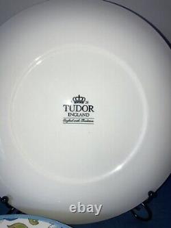 Tudor England Ivy Botanical Dinnerware Vintage Plates 10.75 Set 6 China