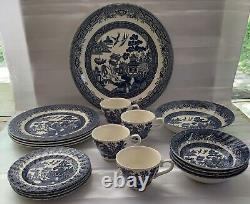 Vintage 18 Pc Set Of Royal Wessex England Collection Blue Willow Churchill China