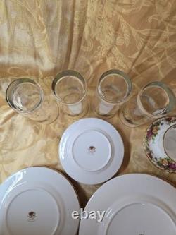 Vintage 1962 England Royal Albert Old Country Roses 6 piece set for 4 Bone China