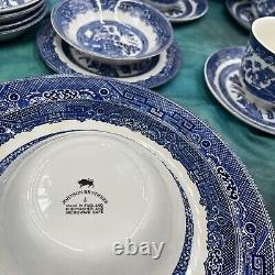 Vintage 1970s 80 Made in England Blue Willow China Johnson Bros 6 Place Setting