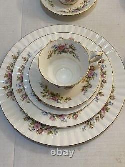 Vintage 20 Piece Royal Albert Moss Rose Bone China England 5 Piece Table For 4