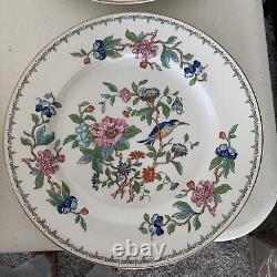 Vintage Aynsley Pembroke Bone China set of 4 Dinner Plates 10 5/8 from England