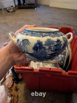 Vintage Blue & White Wedgwood 44-Piece Tea Set & Dining Set England Fine Chi