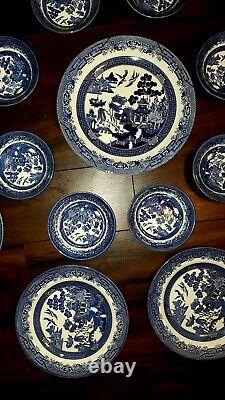 Vintage Churchill England Willow China Dishware 17pcs Set Great Condition