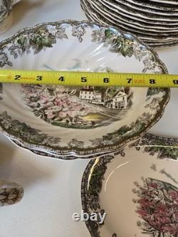 Vintage Johnson Bros Dinnerware Set All 97 Pieces Plates/cups/pitcher/bowls Etc