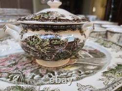 Vintage Johnson Bros Dinnerware Set All 97 Pieces Plates/cups/pitcher/bowls Etc