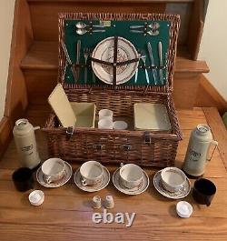 Vintage Optima England Picnic Basket With Furnival China set of 4 Very Good Cond