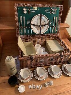 Vintage Optima England Picnic Basket With Furnival China set of 4 Very Good Cond