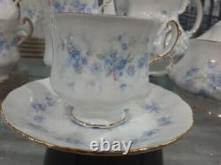 Vintage Paragon Petit Fleurs Tea Set. Mint condition. Bone China. England. Parag