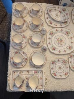 Vintage Royal Albert Petit Point Bone China Set Mint 72 Pieces