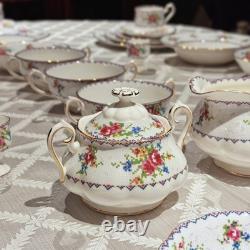 Vintage Royal Albert Petit Point Bone China Set of 5 46 Pc Mint