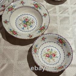 Vintage Royal Albert Petit Point Bone China Set of 5 46 Pc Mint