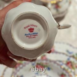 Vintage Royal Albert Petit Point Bone China Set of 5 46 Pc Mint