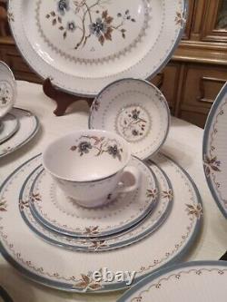 Vintage Royal Doulton England Bone China Old Colony 29 Pc. Dinner Set For 4