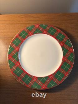 Vintage Royal Doulton English Porcelain Red Green Tartan Plate 10.5 Set Of 7