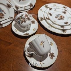 Vintage Royal Worcester Dorchester Scalloped 30pc 6 Place Bone China Set Floral