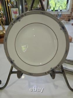 Vintage Set of 12 Build/Replace Wedgwood Amherst Platinum Bone China Never Used