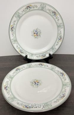 Vintage Wedgwood Agincourt Green 11 Dinner Plate R4471 Bone China England Set 2