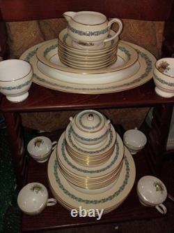 Vintage Wedgwood Appledore China 44 Pc Lot Platter Bowls Cups Plates England