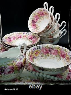 VintageRoyal AlbertSerenaEnglandBone China 17 PieceTea Set Just Gorgeous