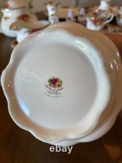 Vtg 1962 Royal Albert Old Country Roses Bone China England