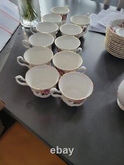 Vtg Richmond Bone China England Tea cup Saucer Bread Plate set Royal Albert