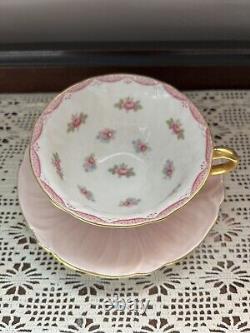 Vtg Shelley Pink Oleander Scalloped Roses Tea Cup Saucer Set Bone China England