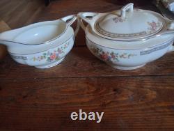 W. H. Grindley Co England Chelsea Ivory Partial China Set 1880-1918 70 Plus Pcs