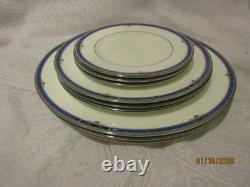 WEDGWOOD KINGSGATE BONE CHINA GEOMETRIC BAND SET of 15-5 pc. Service for 3
