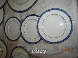 WEDGWOOD KINGSGATE BONE CHINA GEOMETRIC BAND SET of 15-5 pc. Service for 3