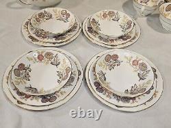 WEDGWOOD Lichfield Bone China 21 Piece Tea Set, Crafted in England, VERY NICE