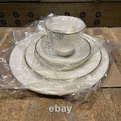Waterford England Lismore Gold Fine China 5 Piece Place Setting New With Box