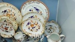 Wedgewood! 9th Century Japan Creamware Imari China 38 pieces