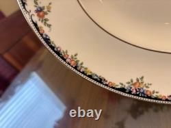 Wedgewood Bone China, England Set 11pcs Pattern Osborne